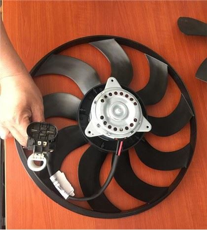 OEM 42364567 GM SPIN 4 Pins Condensador Ventilador